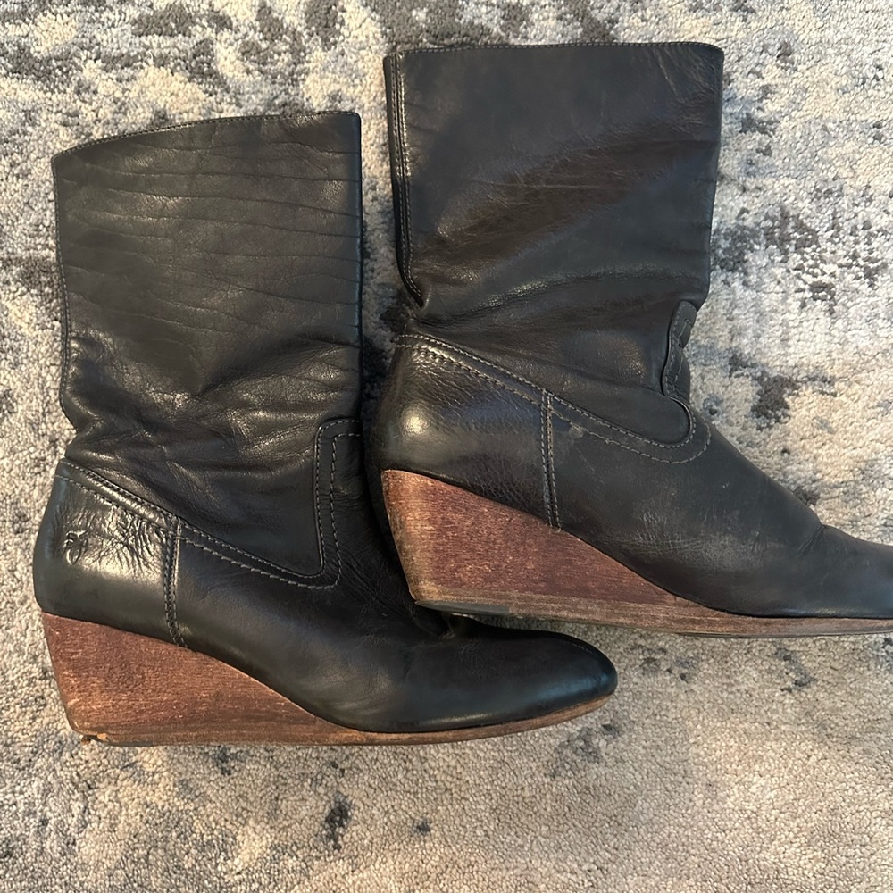Frye Missy Wedge Boot Black Leather 8.5